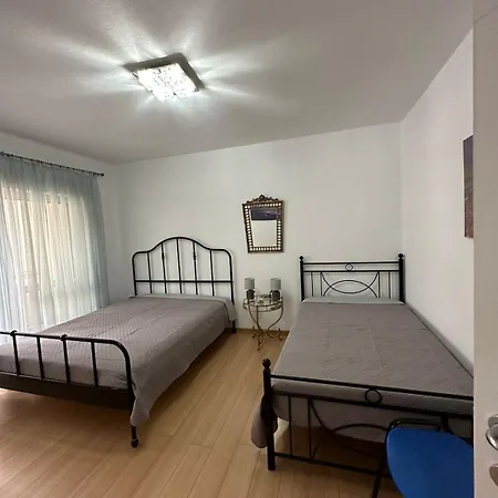 Blloku Family Apartment